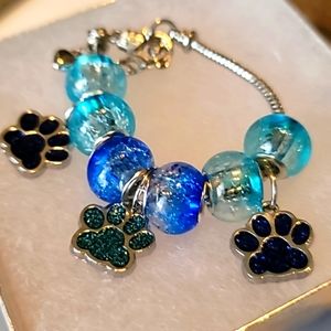 Small Silver Charm Bracelet Paw Prints 🐾